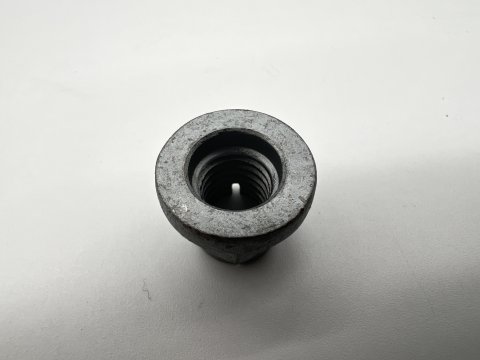 Ecrou sortie turbo côté échappement