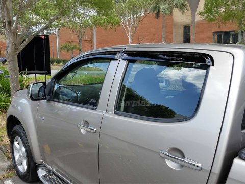 Jeu 4 déflecteurs vitre avant arrière Isuzu Dmax 2012-2020