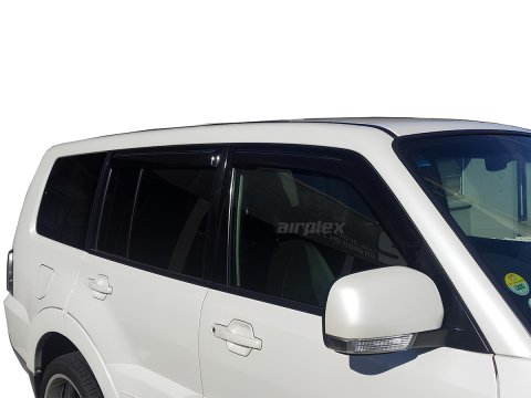 Jeu 4 déflecteurs de vitre avant et arrière Mitsubishi Pajero 3