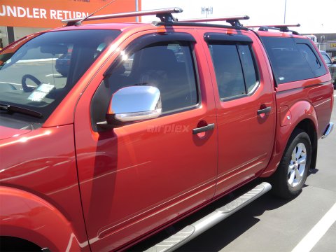 Jeu 4 déflecteurs vitre avant et arrière Nissan Navara D40
