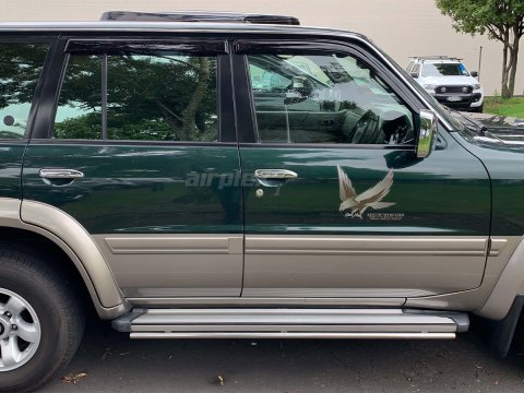 Jeu 4 déflecteurs vitre avant et arrière Nissan Patrol GR Y61