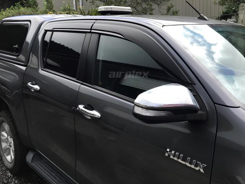 Jeu 4 déflecteurs vitre avant et arrière Hilux Revo