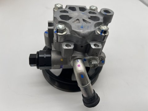Pompe de direction assistée pour Hilux Revo