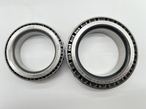 Moyeu de roue avant complet avec roulements HDJ100