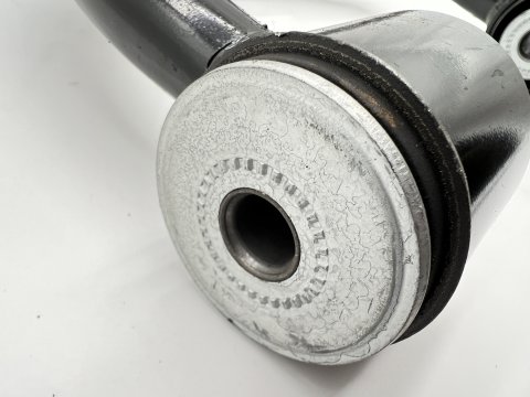 Triangle de suspension supérieur avant droit HDJ100