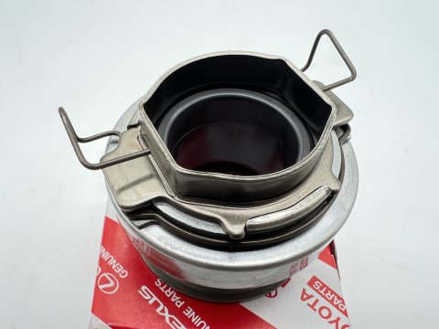 BUTEE D EMBRAYAGE HDJ100