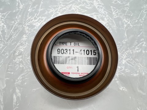 Joint spi de pont avant côté tulipe Hilux Revo