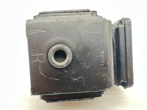 Support moteur gauche ou droit BJ42 BJ46