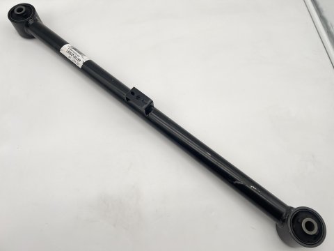 Tirant de pont arrière inférieur KDJ120 KDJ150 - La pièce