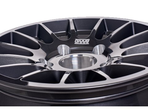 Jante alu Braid Winrace S grise 8x17 6x139.7 ET40 pour GDJ250