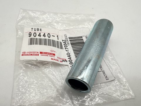 Entretoise de fixation de caisse n°3 / n°4 Toyota Land Cruiser HDJ80