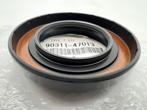 Joint spi gauche pont avant HDJ100 KDJ12 KDJ15 KDJ9 Hilux