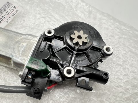 Moteur électrique de lève vitre avant droit HDJ80