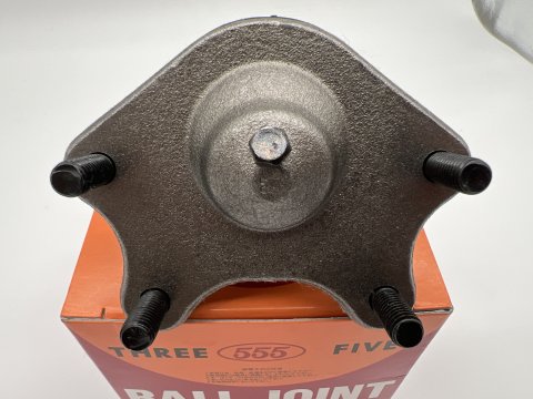 Rotule 555 inférieure triangle suspension avant Hilux Runner IFS 1989-2004 - gauche ou droite