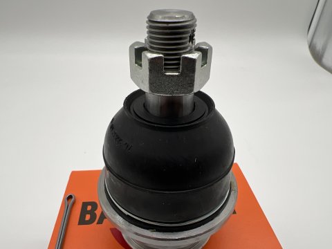 Rotule 555 inférieure triangle Toyota Hilux Vigo Revo - gauche ou droite