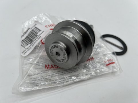 Rotule 555 inférieure triangle suspension avant KDJ12 - gauche ou droite