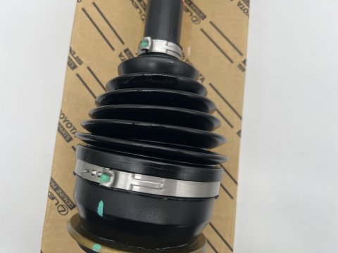 Cardan complet de transmission avant Hilux Revo