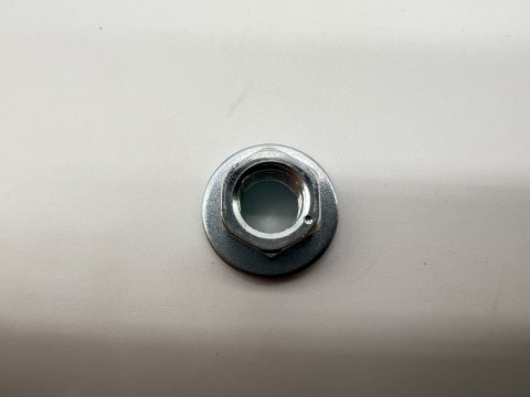 Écrou de fixation de caisse Toyota Land Cruiser HDJ80