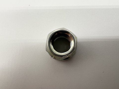 Écrou de fixation de caisse Toyota Land Cruiser HDJ80