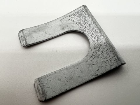 Clips de maintien de durite de frein