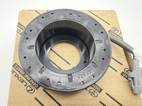 Embrayage magnétique de compresseur de climatisation HDJ80 12s