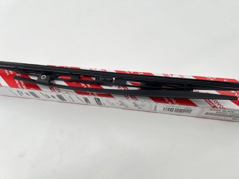 Balai essuie glace avant gauche Land Cruiser HDJ80