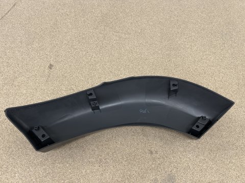 Elargisseur d'aile porte arrière droite HDJ80 24s