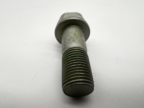Boulon entre tulipe et arbre de transmission Ø10x26mm