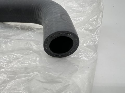 Durite de chauffage entre bloc moteur et robinet HZJ7