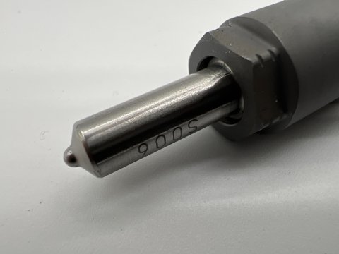 Injecteur NEUF Denso Land Cruiser KDJ15 3.0D4-D 173cv et Hilux Vigo 3.0D4-D avant 07/2011