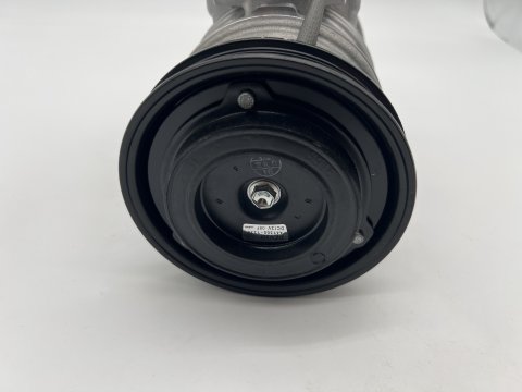 Compresseur de climatisation HDJ100 - modèle clim arrière 7 places - avec embrayage de clim