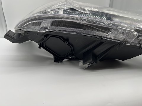 Optique avant droit réglage électrique leds Toyota Hilux Revo 2016-2018
