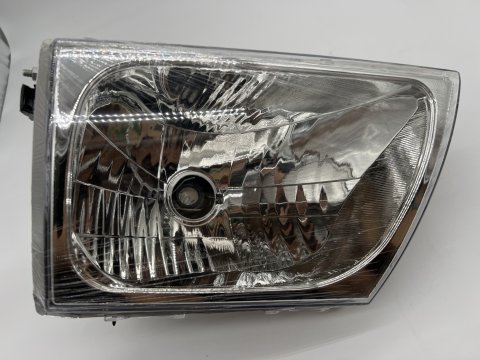 OPTIQUE AVG HILUX 2001-2004
