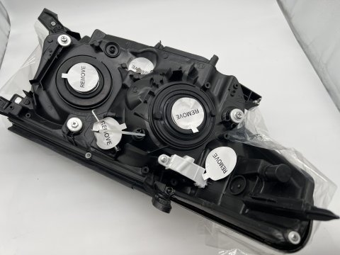 Optique avant gauche réglage électrique Toyota VDJ200 2007-2012