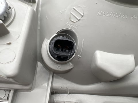 Optique avant gauche réglage manuel Toyota Série 7 2007+