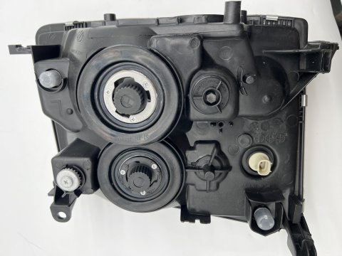 Optique avant gauche réglage électrique Toyota HDJ100 98-07