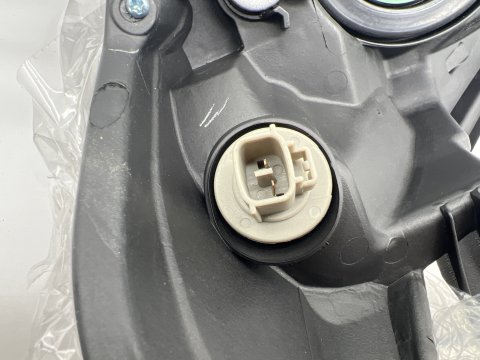 Optique de phare avant droit Land Cruiser KDJ15 2008-2013