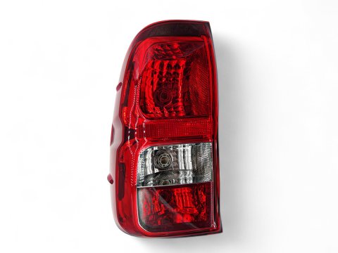 Feu arrière gauche Hilux Revo 2016+