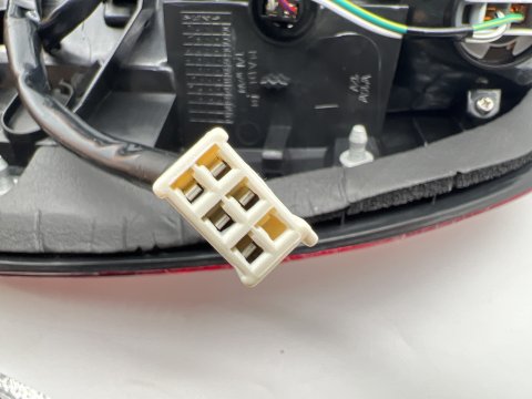 FEU ARG AILE HDJ100 LED 05-07
