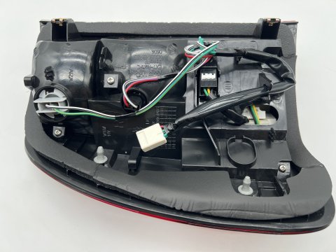 FEU ARD AILE HDJ100 LED 05-07