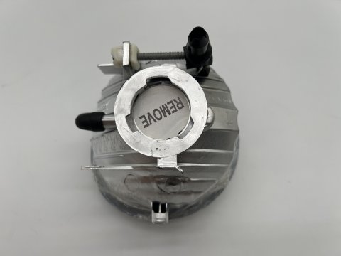 ANTIBROUILLARD AVG RAV4 2000-2004