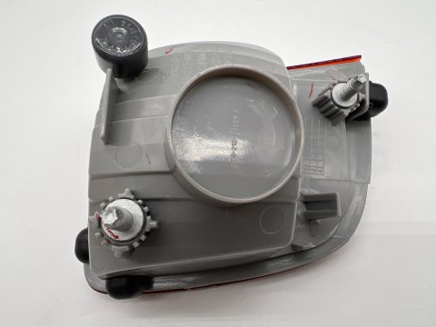 Feu antibrouillard arrière droit Toyota VDJ200 08-12