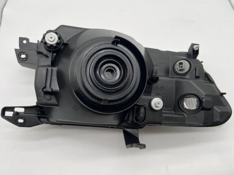 OPTIQUE AVG PAJERO III FOND NOIR