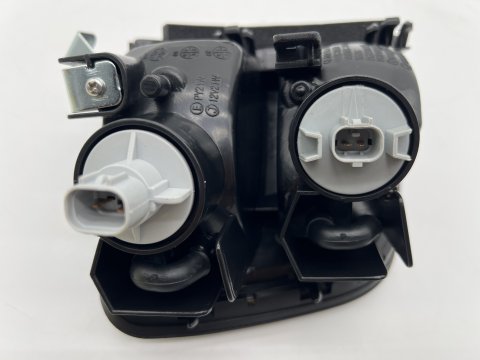 CLIGNOTANT VEILLEUSE AVG PAJERO 98-00