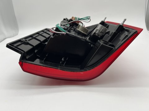 Feu aile arrière gauche multifonction Mitsubishi Pajero III