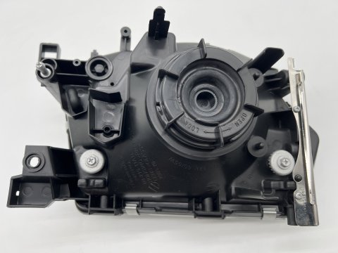 OPTIQUE AVG Y61 1997-2002
