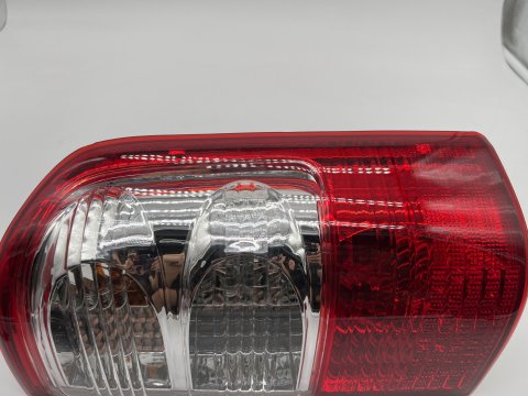Feux multifonction arrière droit Nissan Patrol GR Y61 97-03