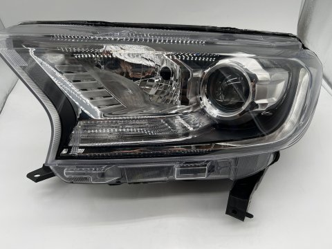 Optique avant gauche feux de jour Ford Ranger T7 2015-2019