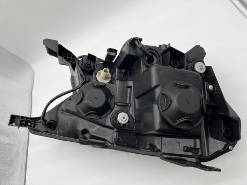 Optique avant gauche feux de jour Ford Ranger T7 2015-2019