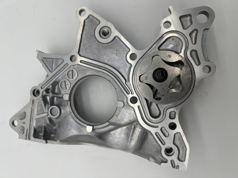 Pompe à huile RAV4 1CD-FTV 115Cv